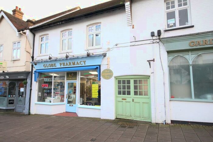 3 Bedroom Flat To Rent In Station Road, Letchworth Garden City, SG6