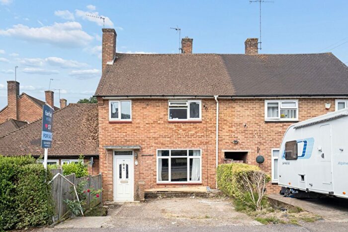 2 Bedroom Property For Sale In Culverden Road, South Oxhey, WD19