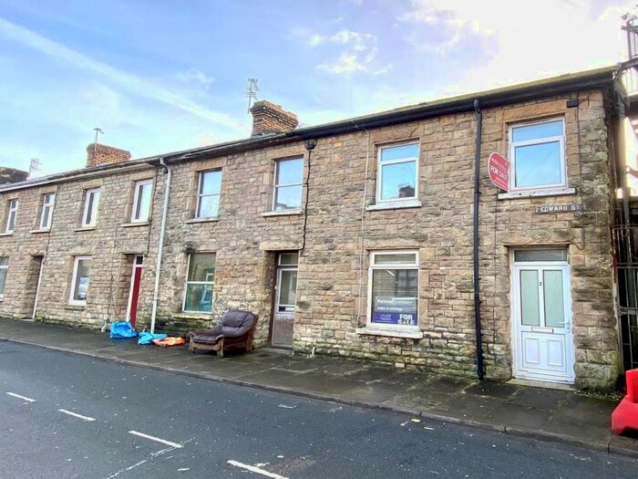 2 Bedroom Property To Rent In Edward Street, Bridgend, CF31