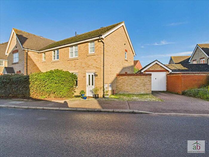 2 Bedroom End Of Terrace House For Sale In Terry Gardens, Kesgrave, IP5