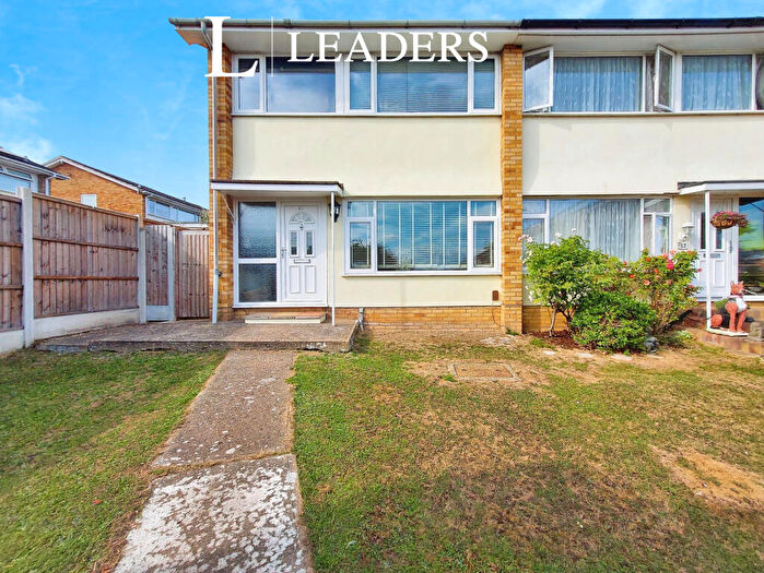 3 Bedroom Semi-Detached House To Rent In Fairfield Crescent, Eastwood, Leigh On Sea, SS9