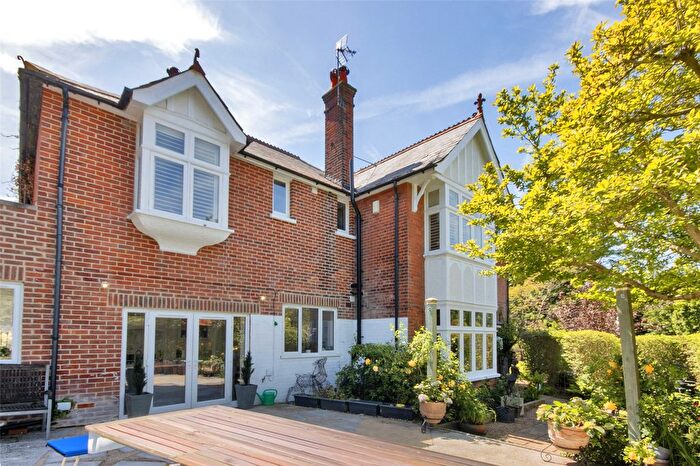3 Bedroom Semi-Detached House To Rent In The Drive, Sevenoaks, Kent, TN13