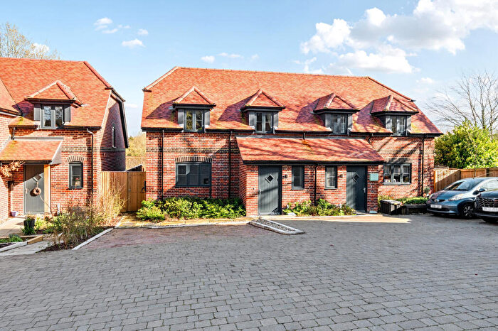 3 Bedroom Semi-Detached House For Sale In Farm Lane, Great Bedwyn, SN8
