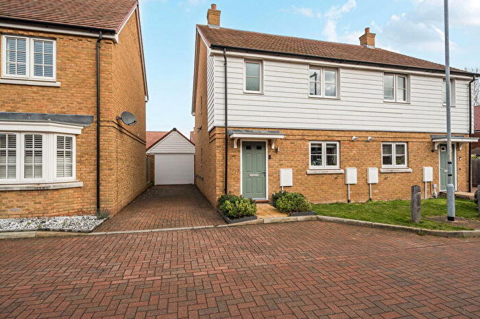 3 Bedroom Semi-Detached House For Sale In Contemporary Home With Carport & En-Suite - Eastwood Meadow, ME8