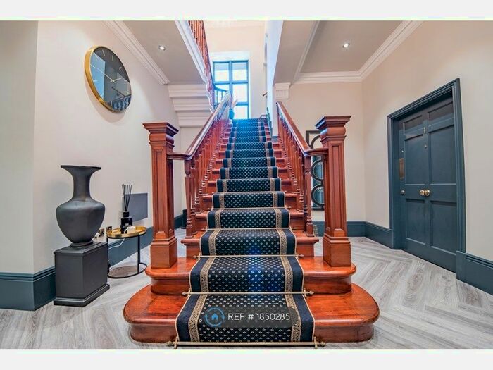 2 Bedroom Flat To Rent In Tapton Elms, Sheffield, S10