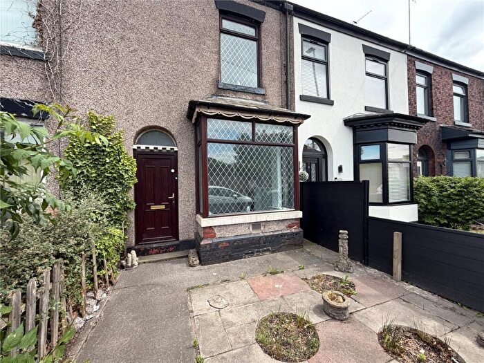 3 Bedroom Terraced House For Sale In Manchester Road, Heywood, Greater Manchester, OL10