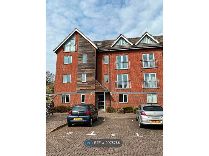 2 Bedroom Flat To Rent In Boughton Road, Rugby, CV21