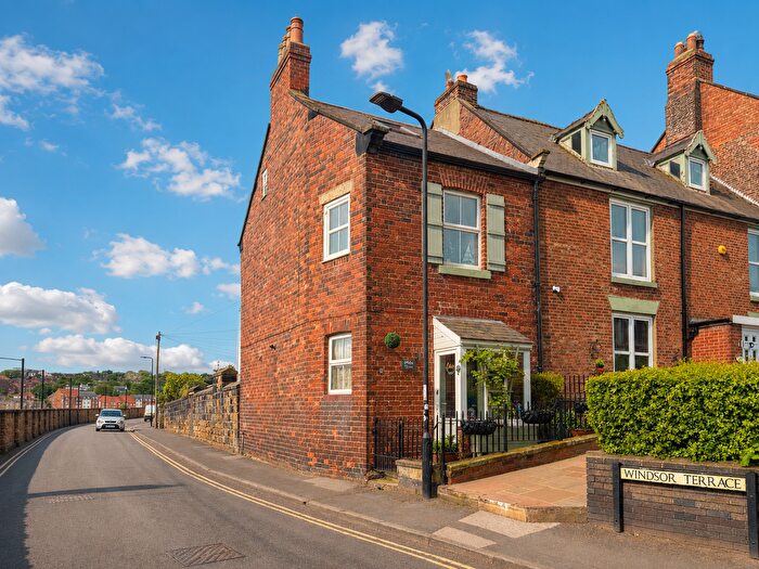 2 Bedroom End Of Terrace House To Rent In Windsor Terrace, Whitby, YO21