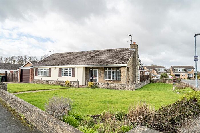 3 Bedroom Detached Bungalow For Sale In Stablers Walk, Earswick, York, YO32