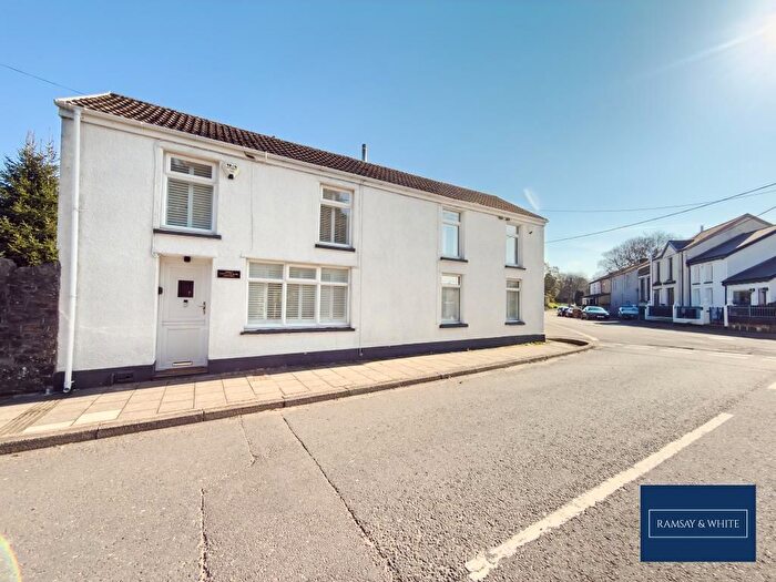 3 Bedroom Detached House For Sale In Pant-Cad-Ivor Cottages, Pant, Merthyr Tydfil, CF48