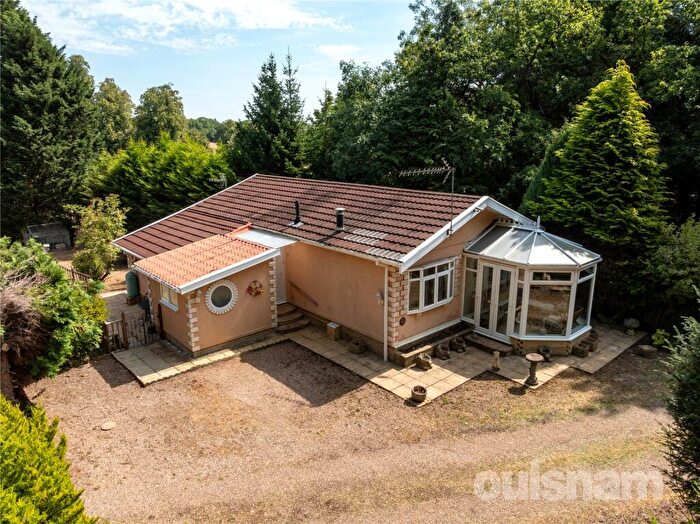 2 Bedroom Detached House For Sale In Hewell Lane, Tardebigge, Bromsgrove, Worcestershire, B60
