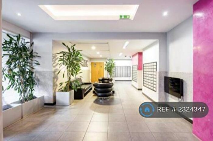 1 Bedroom Flat To Rent In Wharfside Point South, London, E14