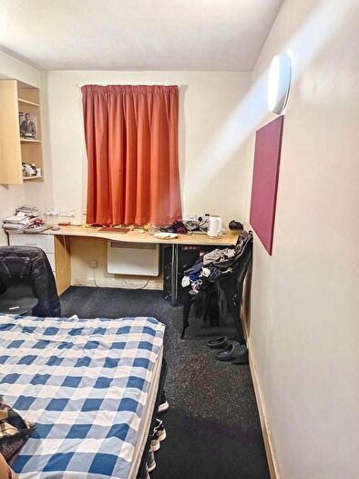 1 Bedroom Flat For Sale In Great Horton Road, Great Horton, Bradford, BD7