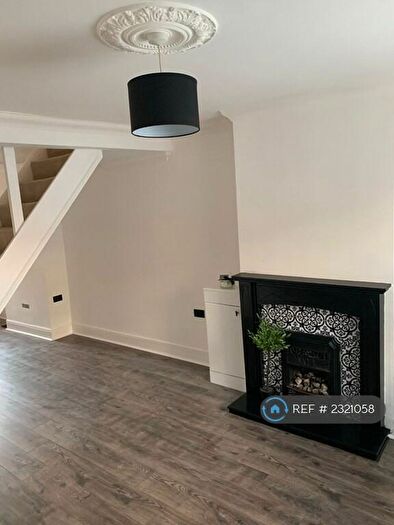 2 Bedroom Detached House To Rent In Sprowston Road, Norwich, NR3