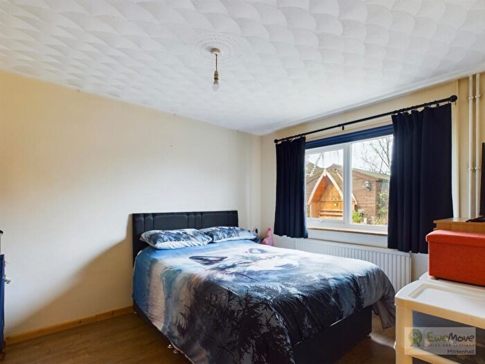2 Bedroom Semi-Detached Bungalow For Sale In North Road, Lakenheath, IP27