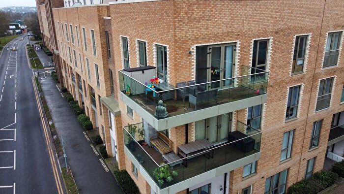 2 Bedroom Flat For Sale In Grahame Park Way, London, NW9