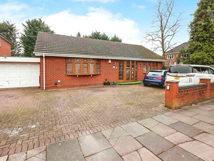 3 Bedroom Bungalow For Sale In Ventnor Avenue, Hodge Hill, Birmingham, West Midlands, B36