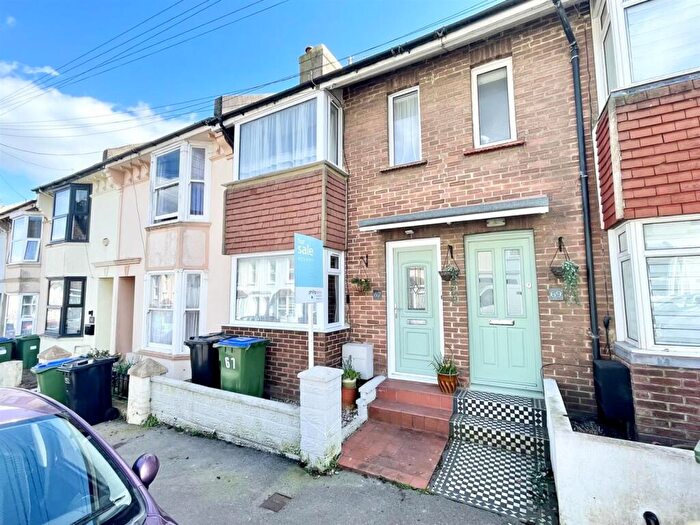 3 Bedroom Terraced House For Sale In Evelyn Avenue, Newhaven, BN9