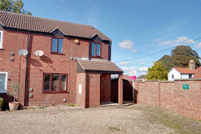 4 Bedroom End Of Terrace House For Sale In Tithe Avenue, Beck Row, Bury St. Edmunds, Suffolk, IP28