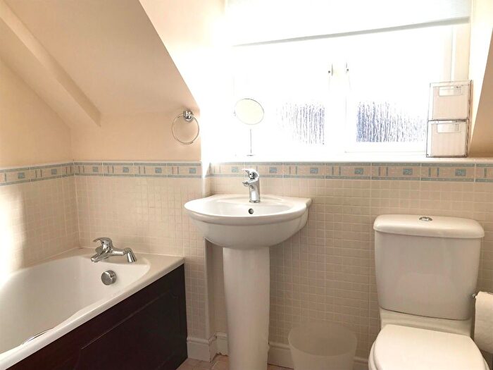 4 Bedroom Town House To Rent In Chambers Place, St Andrews, Fife, KY16