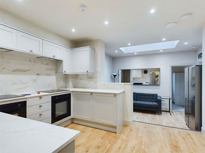 6 Bedroom End Of Terrace House To Rent In Filton Avenue, Filton, BS34