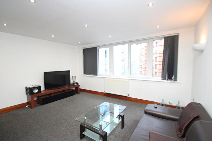 3 Bedroom Apartment To Rent In Scarbrook Road, Croydon, CR0