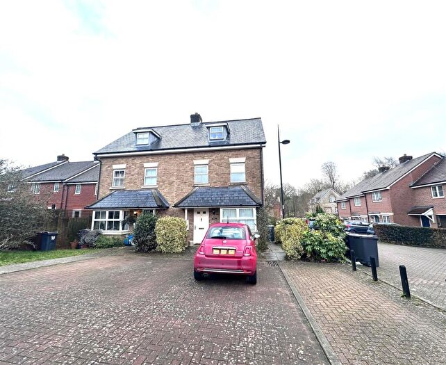 3 Bedroom Semi-Detached House To Rent In Buckle Gardens, Hellingly, Hailsham, BN27