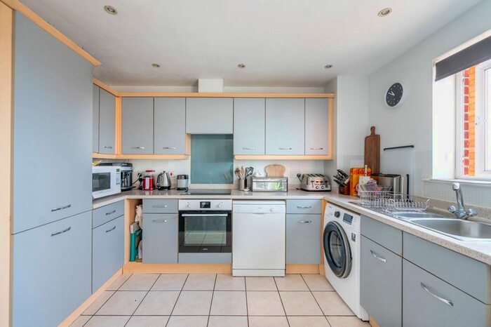 2 Bedroom Flat For Sale In Forty Lane, Wembley Park, Wembley, HA9