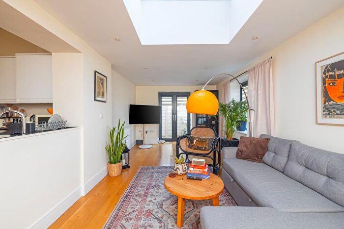 2 Bedroom Flat For Sale In St Nicholas Court, Bishopsworth, BS13