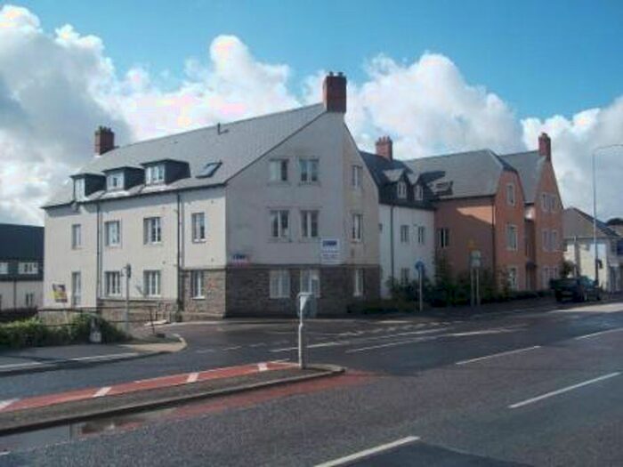 2 Bedroom Flat To Rent In Newport Road, St. Mellons, Cardiff, CF3