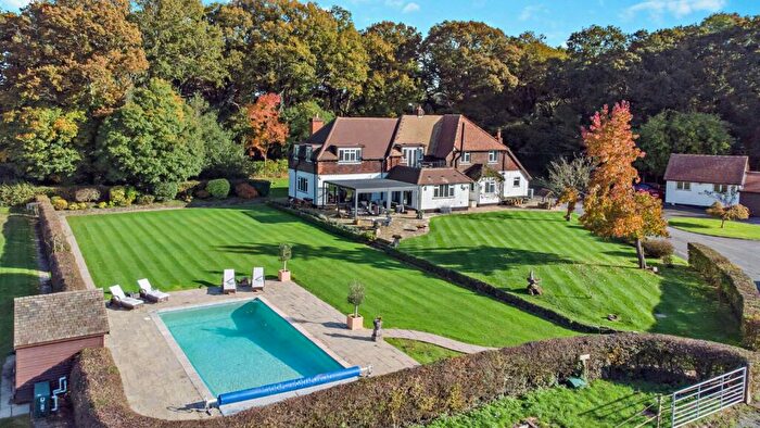 5 Bedroom Equestrian Facility For Sale In Roundstreet Common, Wisborough Green, Billingshurst, West Sussex, RH14