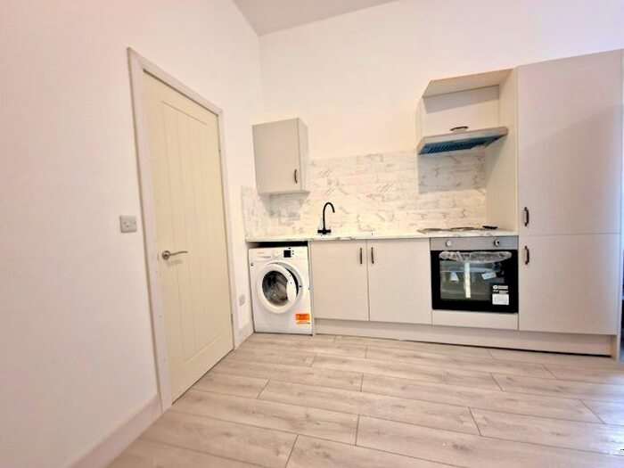 Studio To Rent In High Street, Birmingham, B23