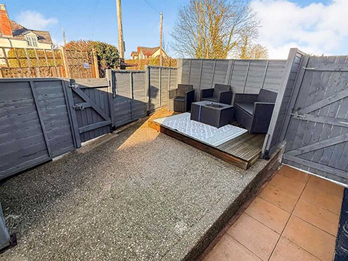 2 Bedroom Cottage For Sale In Four Crosses, Llanymynech, SY22