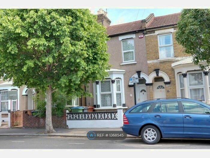 3 Bedroom Terraced House To Rent In Chichester Road, London, E11