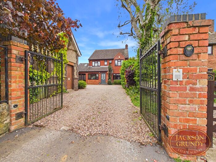 4 Bedroom Detached House For Sale In Station Road, Long Buckby, NN6