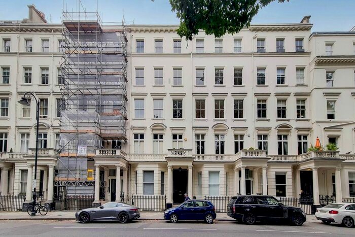 3 Bedroom Flat To Rent In Stanhope Gardens, South Kensington, London, SW7