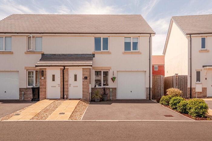 3 Bedroom Semi-Detached House For Sale In Tomahawk Road, Weston-Super-Mare, Somerset, BS24