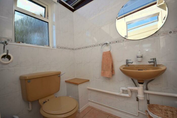 3 Bedroom Detached Bungalow For Sale In Uphill Close, Sully, CF64