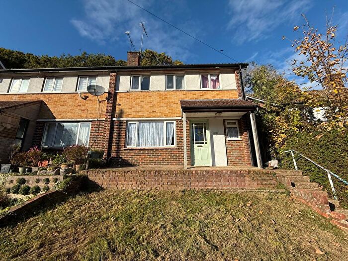 3 Bedroom Terraced House To Rent In Broadcoombe, Selsdon, CR2