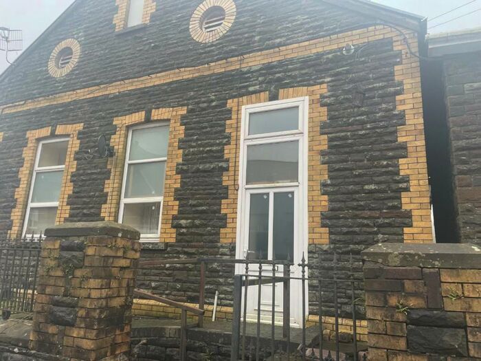 2 Bedroom To Rent In Oakfield Terrace, Nantymoel, Bridgend, CF32