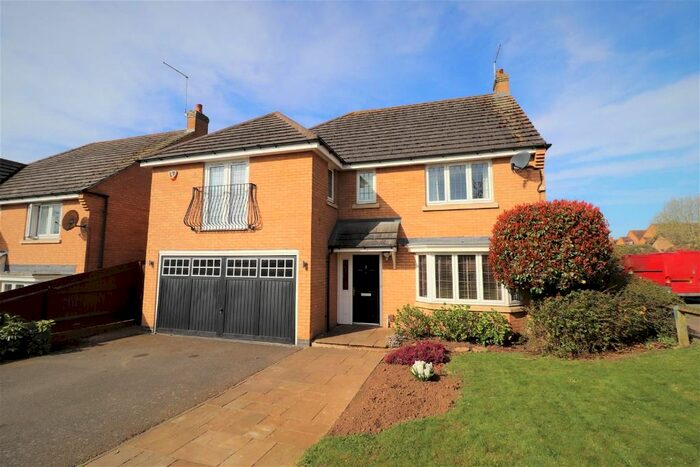 4 Bedroom Detached House To Rent In Elm Grove, Wootton, Northampton, NN4