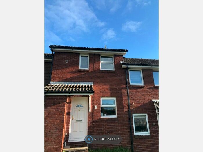 2 Bedroom Terraced House To Rent In Penelope Gardens, Bursledon, Southampton, SO31