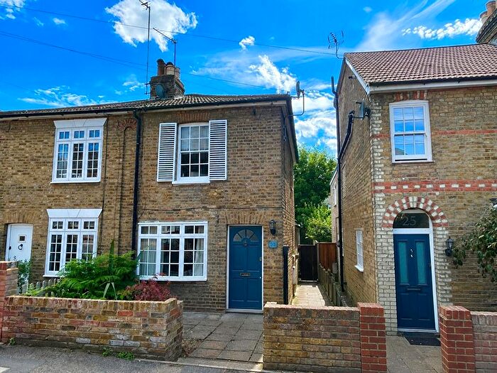 2 Bedroom Semi Detached House For Sale In Anderson Road, Weybridge, KT13