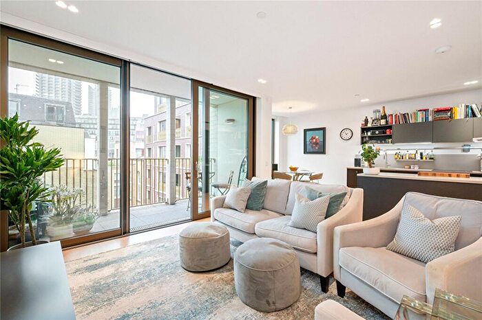 2 Bedroom Apartment For Sale In Little Britain, London, EC1A