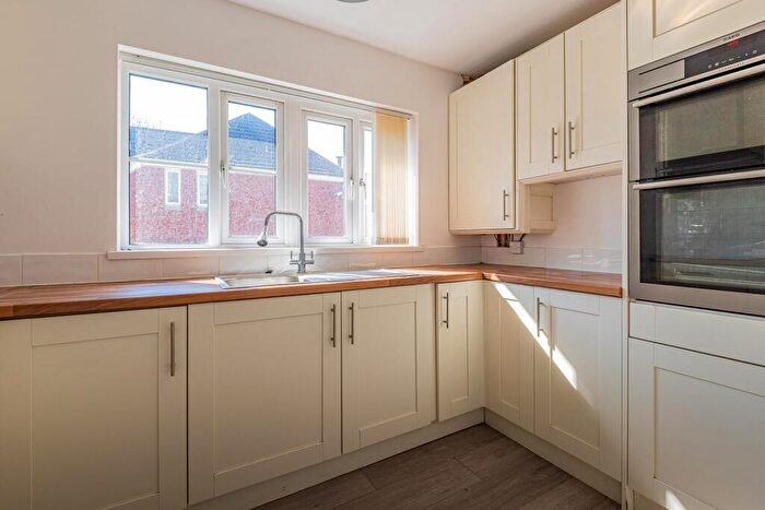 4 Bedroom Detached House For Sale In Cog Road, Sully, Penarth, CF64