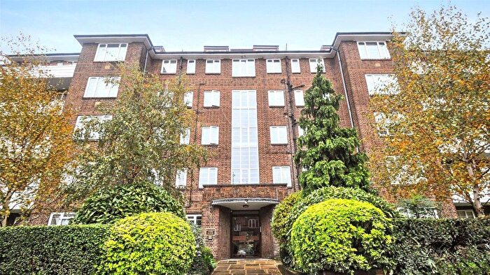 3 Bedroom Flat To Rent In Finchley Road, London, NW3