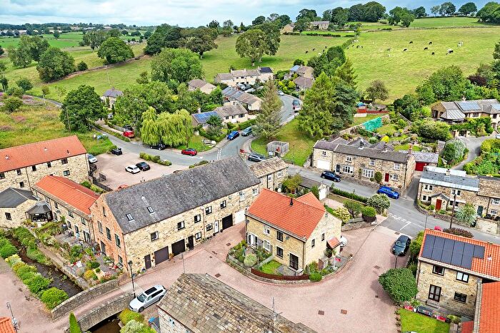 3 Bedroom Terraced House For Sale In Low Mill Court, Shaw Mills, Harrogate, HG3