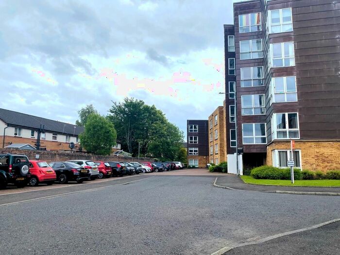 2 Bedroom Flat To Rent In Mcphail Street, Glasgow, G40