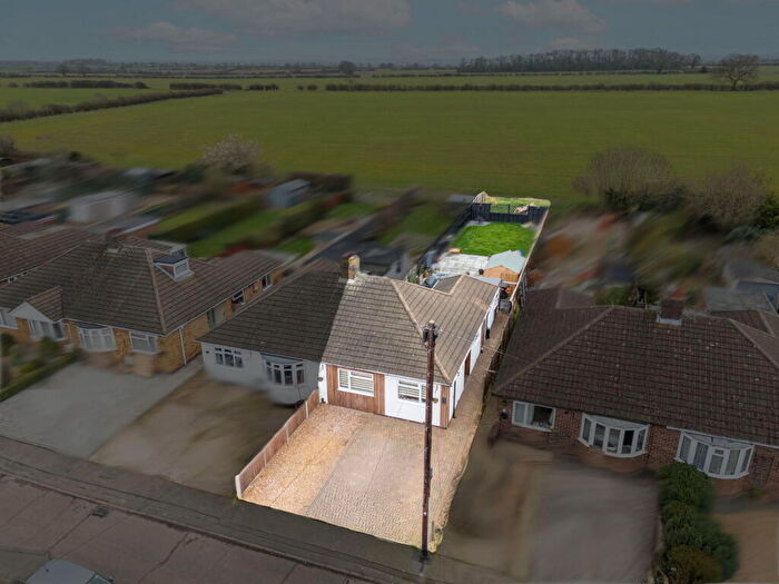 2 Bedroom Semi-Detached Bungalow For Sale In Oxford Street, Finedon, NN9