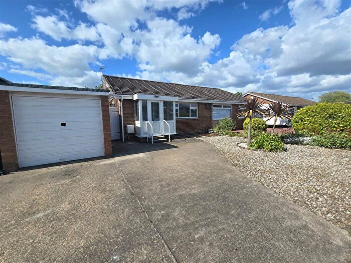2 Bedroom Semi-Detached Bungalow To Rent In Marion Avenue, Eaglescliffe, Stockton-On-Tees, TS16